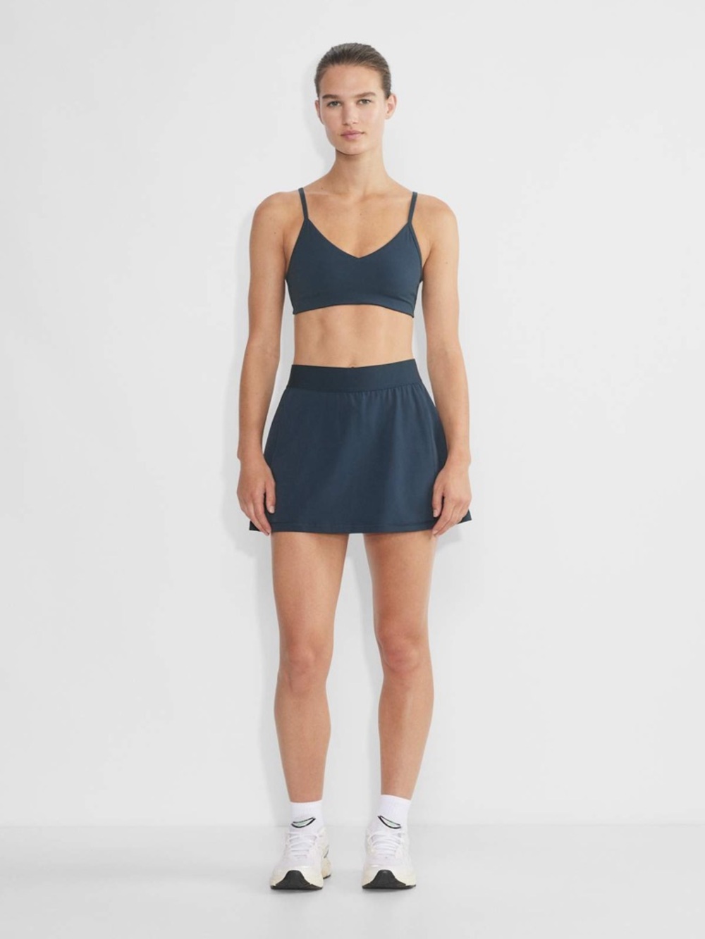 Aritzia PowerSculpt Court Micro Skirt
Tennis with Serve Pockets Navy M